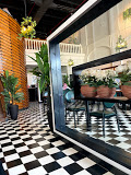 Nany's restaurant