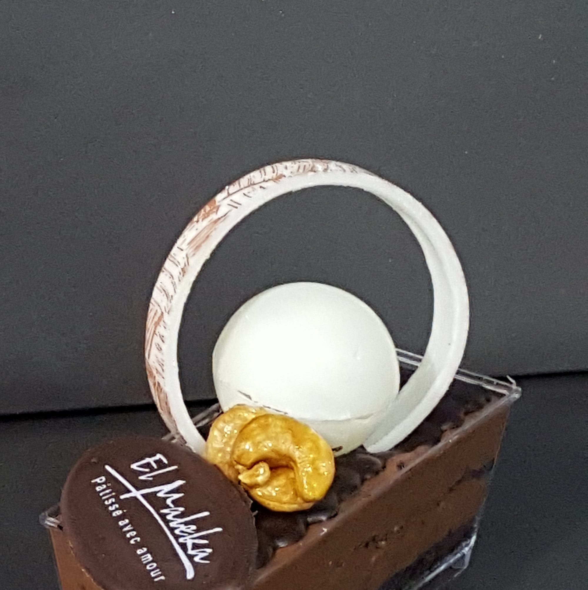 Queen pastry